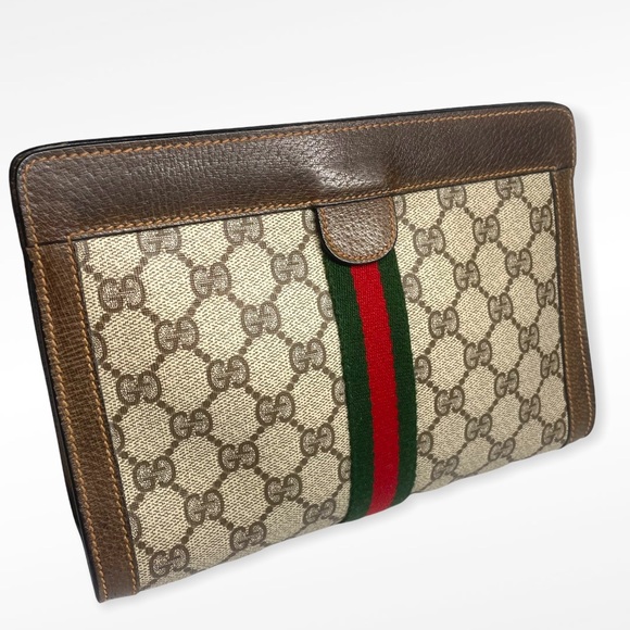 🔴SOLD🔴Gucci Clutch - Picture 3 of 15
